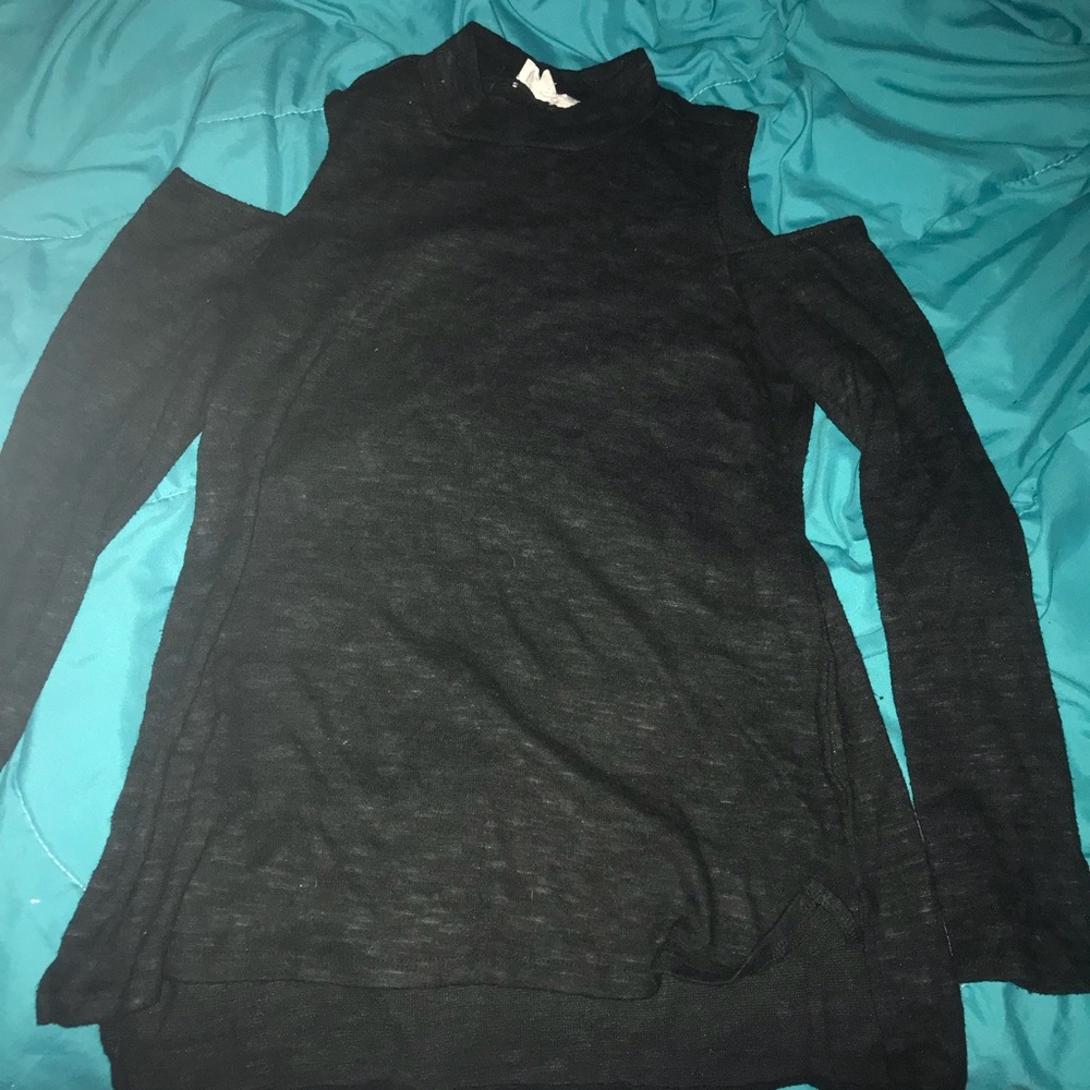 Black Long Sleeve Cold Shoulder Top